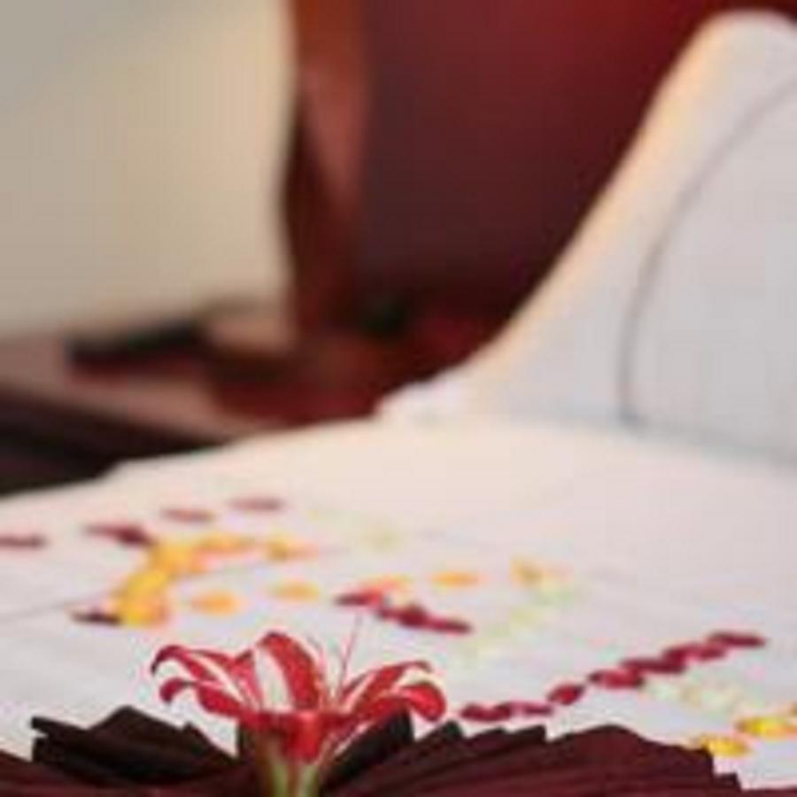 Rahnile Hotel บาเฮอร์ดาร์ ภายนอก รูปภาพ