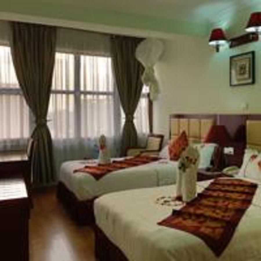 Rahnile Hotel บาเฮอร์ดาร์ ภายนอก รูปภาพ