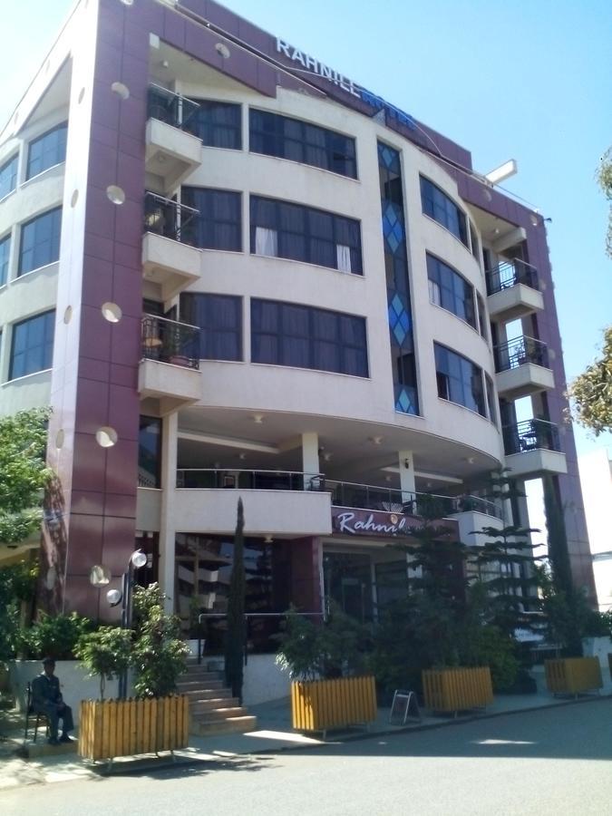 Rahnile Hotel บาเฮอร์ดาร์ ภายนอก รูปภาพ